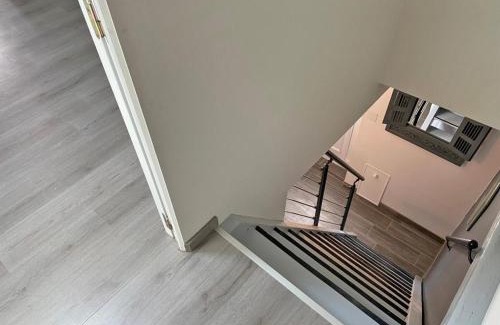 La Gonfriere Appartement | Grande maison de campagne avec studio, nature, confort et loisirs à 5 km, 4 chambres, jardin clos - FR-1-497-182
