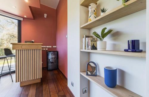 Malville Maison | Grande maison de campagne rénovée avec parking et espace détente - FR-1-306-1303