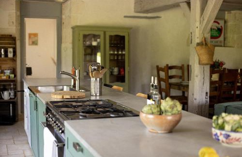 Gardefort Maison | Grande maison, piscine. 15 personnes. Sancerre