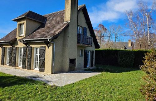 Saint-Jammes Maison | Grande maison rénovée avec jardin, idéale familles et professionnels