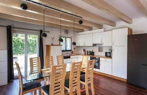 Evionnaz Villa | Grande villa indépendante