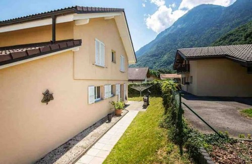 Evionnaz Villa | Grande villa indépendante