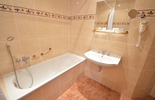 Jihlava Hôtel | Grandhotel Garni