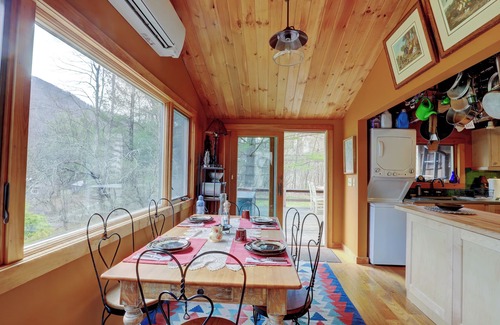 Phoenicia Cabine | Grandview Cabin is in Woodland Valley in the High Catskill Mountains