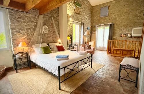 Brujas Maison | Grange Madeleine
