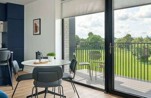 Stillorgan Appartement | Grange One Summary: T