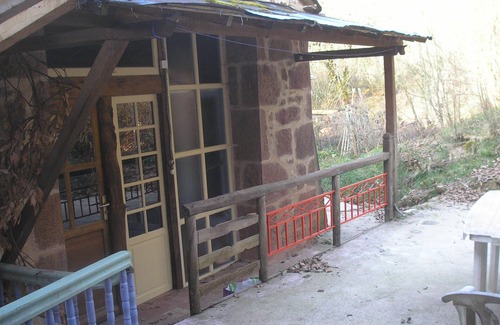 Saint-Christophe-Vallon Maison | Grange rénovée en pleine nature