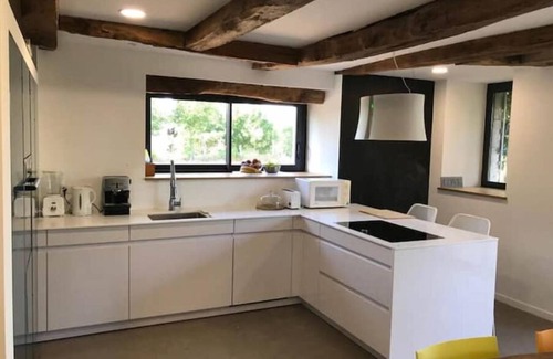 Mondalazac Maison | Grange Reformée en Pleine Nature