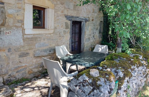 Lentillac-du-Causse Maison | Maison de village typique du Quercy aménagée au coeur du Lot.
