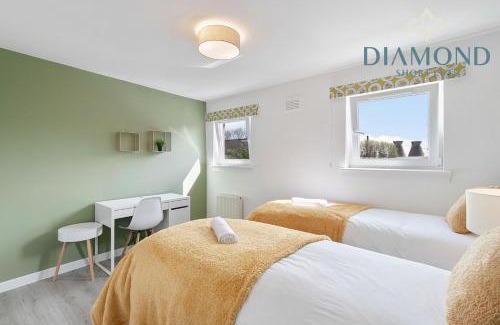 Grangemouth Appartement | Grangemouth, 3 Bed House, Free Parking, Business or Leisure