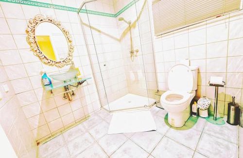 Templestowe Maison | Granny Unit Self Contained Double Storage WIFI POOL PARKING
