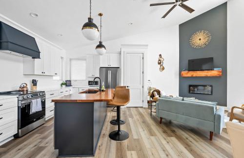 Williamstown Maison | Grant's Point Lake House
