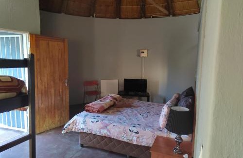 Graskop Cabine | Graskop family retreat and backpackers