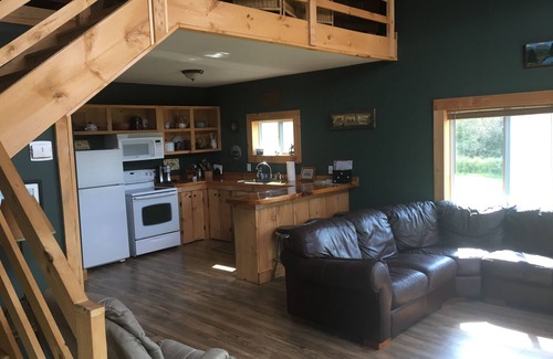 Chase Mills Cottage | Rivière Grasse Riverfront Cottage minutes à Waddington