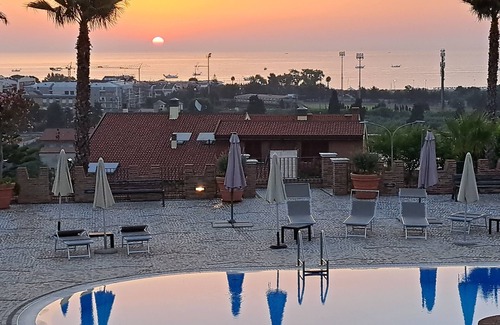 Tortoreto Appartement | Grazioso bilocale nel "Borgo Il Castello", elegante struttura con piscine
