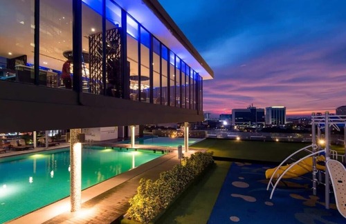 Tanjong Bidara Appartement | Great 1BR Suite Perfect View of downtown