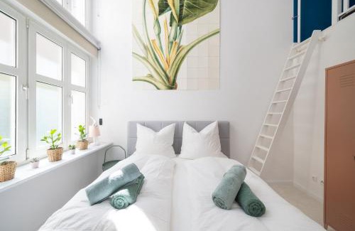 Schoeneberg Appartement | Great 2-room Loft with 2 bathrooms and 2 kitchen