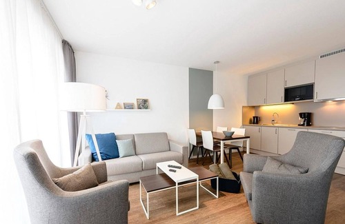 Bensersiel Appartement | Great 3-room vacation apartment in a quiet location with south-facing terrace near the beach - Deichhäuser Anna