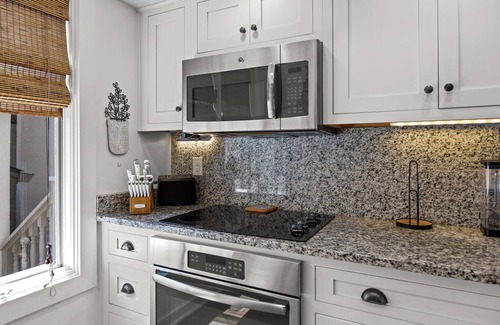 Yacht Harbor Court Copropriété | Great Beach Condo in Quiet Section of Wild Dunes Resort!