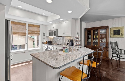 Yacht Harbor Court Copropriété | Great Beach Condo in Quiet Section of Wild Dunes Resort!