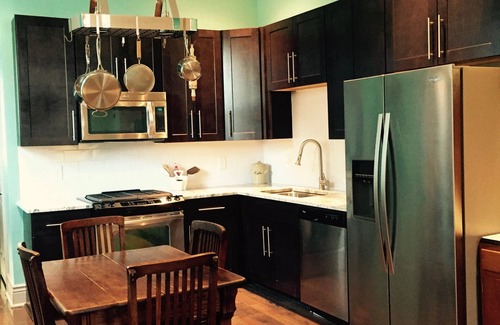 East Riverside Maison | Grand emplacement central pour tout votre plaisir NOLA. Large 2 Bd Right Off Magazine St.