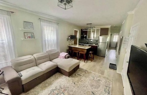 Sea Gate Appartement | Great duplex 3BR/2bth apartment on the ocean block