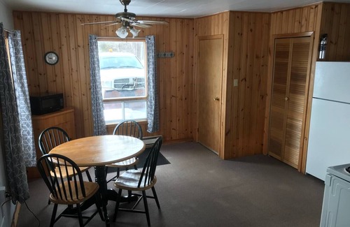 Alban Cabine | Great Escape Cabins: Cabin 2