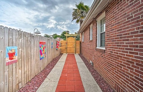 Warrington Appartement | Great Hot Tub Studio size Bungalow for two
