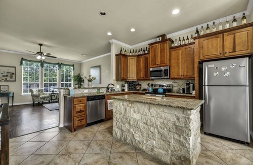 Johnson City Maison | Great House in the heart of the Hill Country