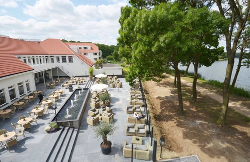 Municipality of 's-Hertogenbosch Hôtel | Great Location for Dining, and Relaxation! Near Noordbrabants Museum!
