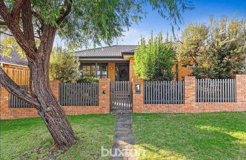 Beaumaris Maison | Great location in quiet area