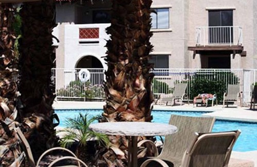 Glendale Copropriété | Très bien situé! Minutes To Golf, Entraînement de printemps et au football!