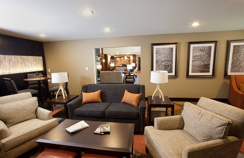 Lanham Appartement | Excellent emplacement près de la NASA, USDA, FDA et IRS | Centre d'affaires ouvert 24h / 24 + petit-déjeuner gratuit