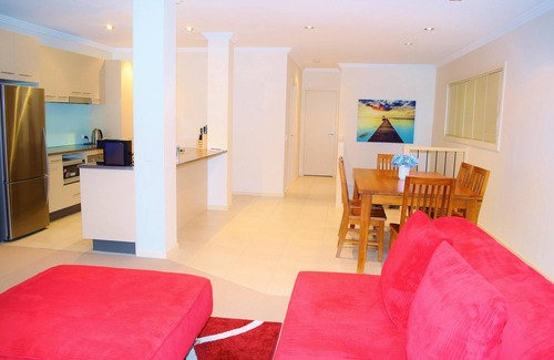 Cowes Maison | Très bien situé: à distance de marche de la plage et du centre-ville!