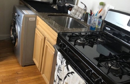Kingman Park Appartement | Great Find & Price - Long term stays, 40% off 31+ days! Cozy 1 BR APT w/ PARKING