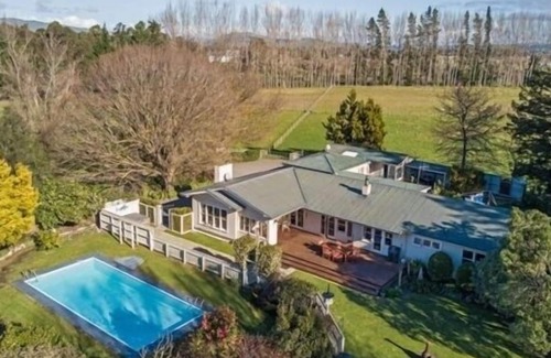 Longlands Autre | Grande maison familiale privée sur 6Ha avec piscine