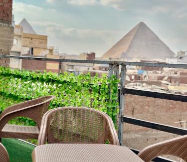 Giza Hôtel | Great Pyramid view Lodge