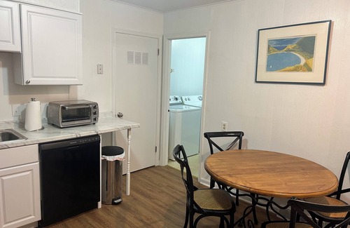 Country Club Estates Maison | Maison de ville Rehoboth avec piscine! 3 pâtés de maisons à la plage! (À CÔTÉ DE LA LISTE VRBO # 956165)