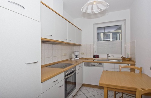 Gohren Appartement | Great sea view from the balcony, use of swimming pool and sauna - Haus Nordstrand FeWo16