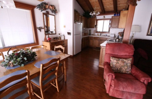 Lake Forest Copropriété | Great spot! North Lake Tahoe-St. Francis Lakeside # 16, 4br / 3BA, Piscine, Tennis & more