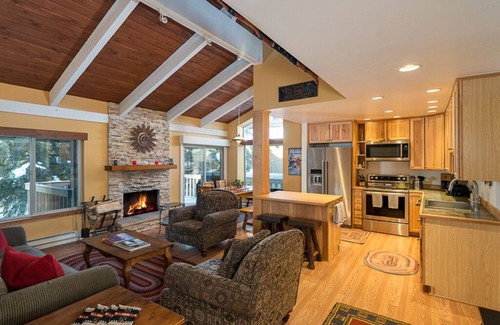 Ketchum Copropriété | "Great Valley Digs" Courte promenade jusqu'à River Run, Town & Fishing