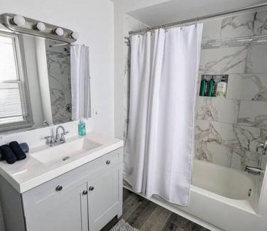 Stockade Historic District Appartement | Great Value in 253 Park Place
