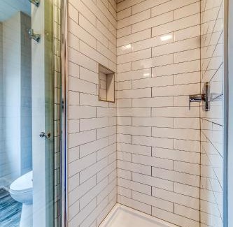 Burns Park Maison | Great Value in A2 close to UofM Private Suite