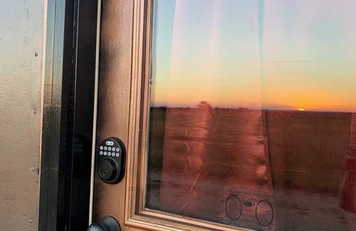 Walker Cabine | Great View Tiny Home - Late Arrivals Welcome