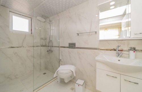Kepez Appartement | Great Villa with Pool Hammam and Sauna in Antalya