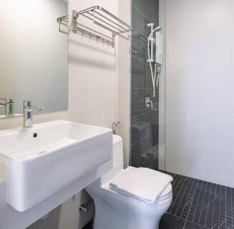 George Town Appartement | Greatview 2BR Infinity Pool & EasyAccess to Town 13