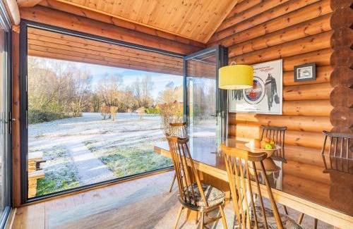 Norwich Maison | Grebe Lodge Lodge 6