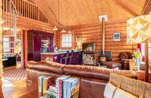 Norwich Maison | Grebe Lodge Lodge 6