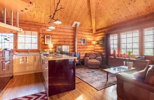 Norwich Maison | Grebe Lodge Lodge 6