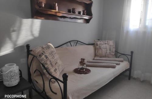 Psakoudia Maison | Greca Mare-Traditional Greek Boutique Apt.